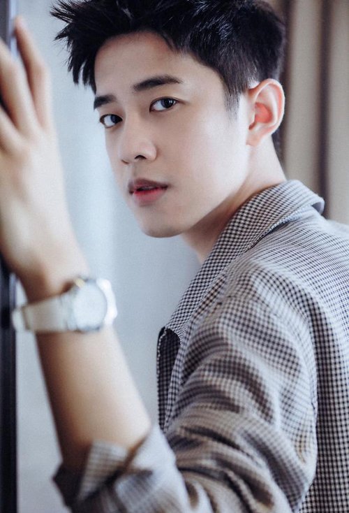 ��������˧����ë�鷢��ͼƬ �޼���ͷ��������������ÿ�