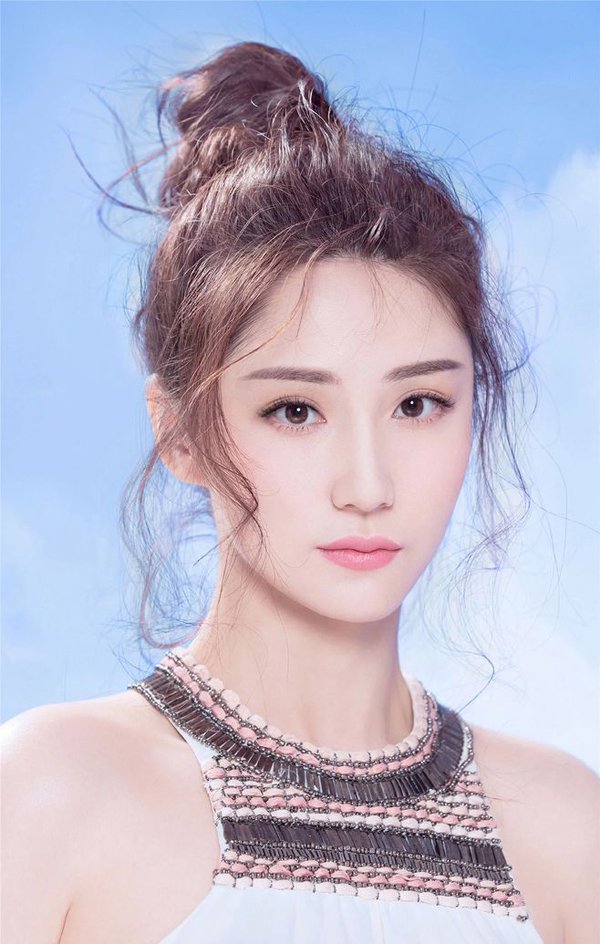 ������棬���Ͳ��Ҳ�����Ů�� �������β������Ư�����������һ��