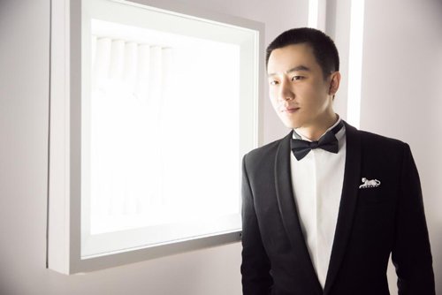 У԰��������ͷ����ʾ������ 18�������곬��ͷ������ͼƬ