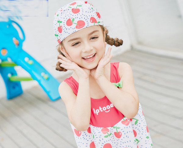 ��Ӿװ����ͷ�������� Ů����Ӿװ����������������͹���