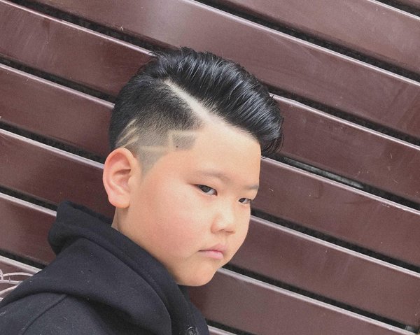 ����б��������͵����迴���� 2019��˧���б����̷������������