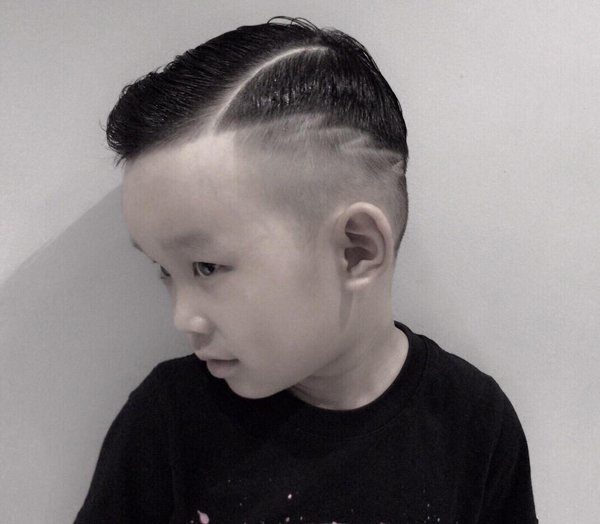 �ֿ����ȵĶ�ͯ�������ܻ�ӭ ����С�к�����˧����������