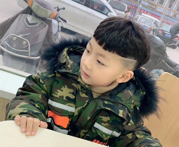 �ֿ����ȵĶ�ͯ�������ܻ�ӭ ����С�к�����˧����������