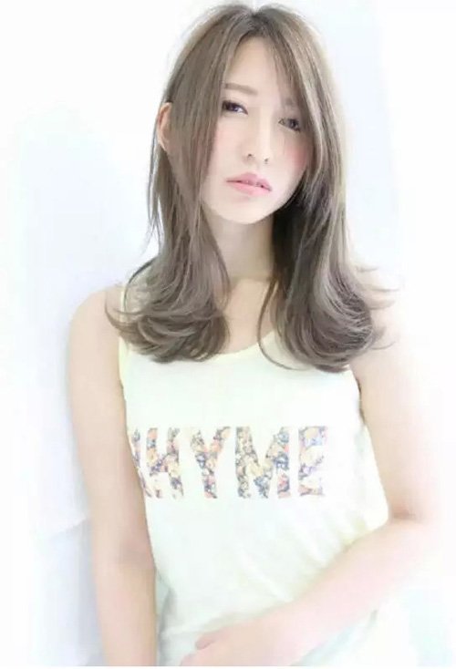 ����Ů���ѿ��г��ڿ۾������� ��ʱ��б���������ͱ�ĸ���С