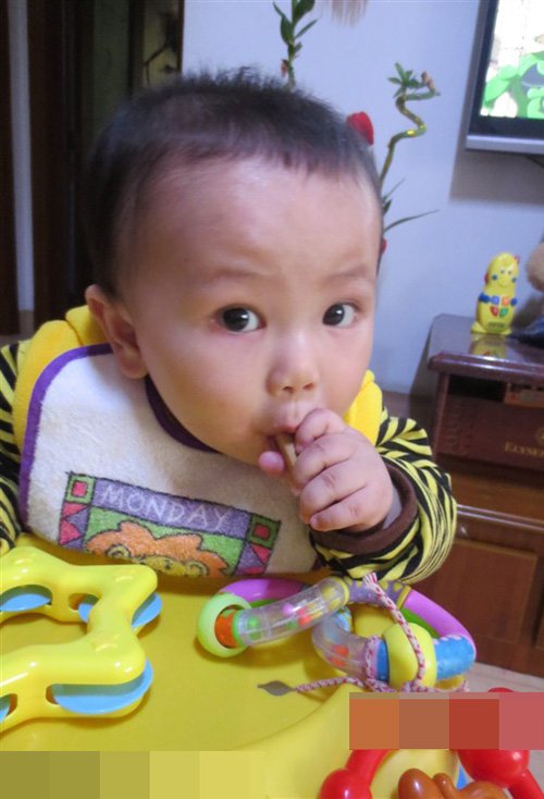 ���̵���ͯ�Լ���������ͼ�� С������˧����ͷ����������