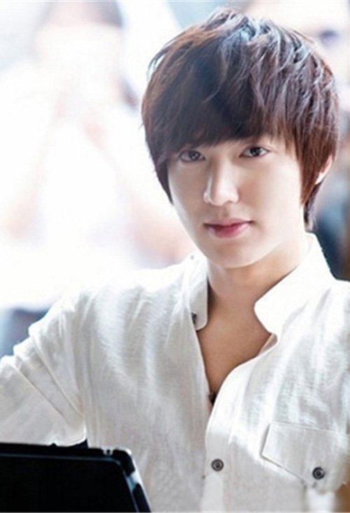 ���������������̷�Ⱦ˧����ɫ ���������������ͷ��ʾ��