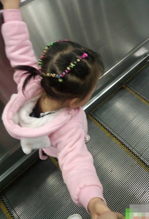 СŮ���̷����Ͱ���������ȫ ���������µ�Ů���Ӷ̷�����