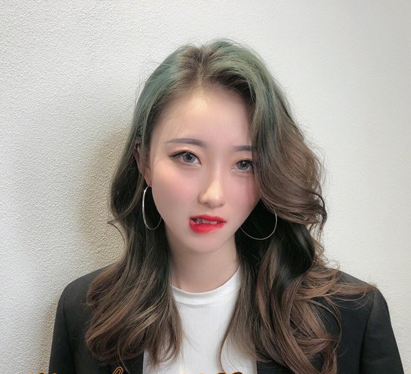 ���ײ�����·���㻹�����ɫ �����԰׻������ķ�ɫ��Ƥ����Ƥ������