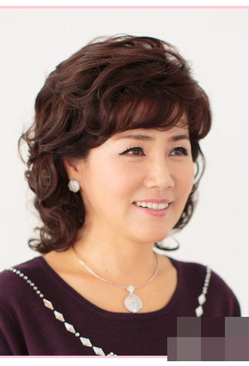 ��ʮ����Ů���ʺϼ����ķ���ͼ Ůʿ��ѿ��ͷ����������ֵ