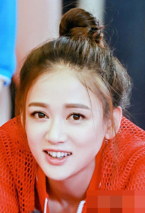 С��Ů������������ͷ�������� ���ʶ��˺�ʽ���̷����ݴ���