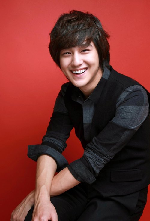 �������ƺ���ŷ�Ͷ̾������� ��ʿ�˧���ͷ�����