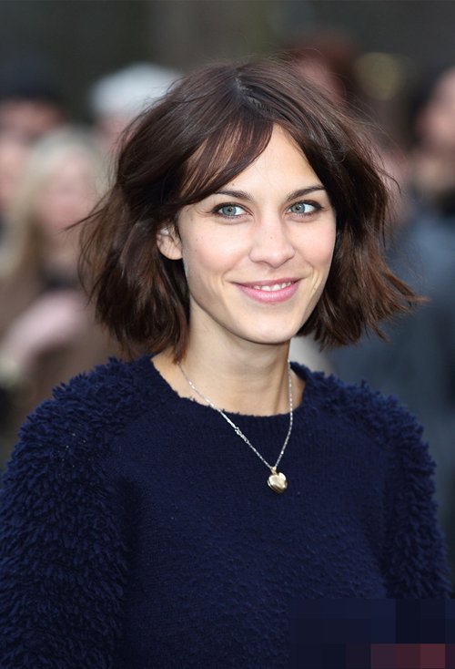 ���̵��Ŀ�����ʺϺ�ͷ��ͼƬ ����Ѱ��·��Ů�����̷����