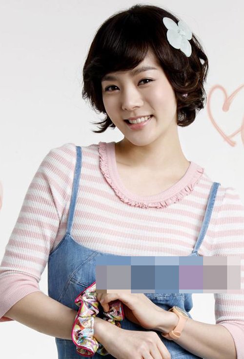 ����Ů�Ǹ�������ͷ������ ��������Ů��緶�̷�ͼƬ