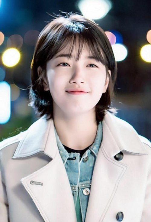 ����Ů�Ǹ�������ͷ������ ��������Ů��緶�̷�ͼƬ