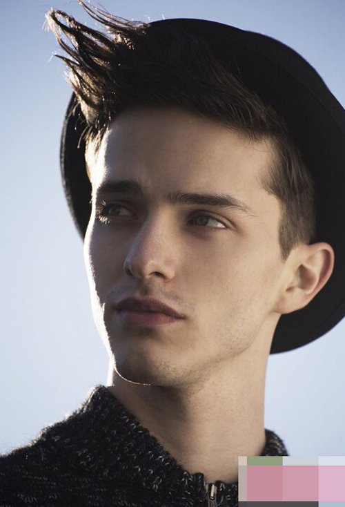 ��ĩ�������߲���ͷ������˧ Ӣ���ˬ�����ɻ�ͷ�����