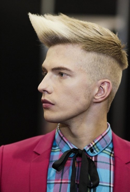 ��ĩ�������߲���ͷ������˧ Ӣ���ˬ�����ɻ�ͷ�����