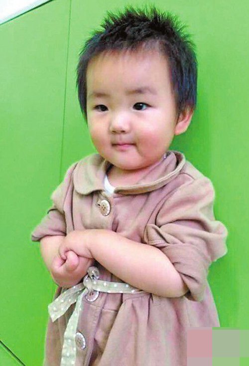 1��СŮ�������ķ���ͼƬ Ư��ʱ�е�Ůͯ�̷�����