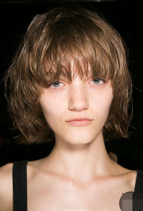 �߶�ͷŮ����Ģ��ͷ�̷����� �ഺ�����и��Ů�����̷�