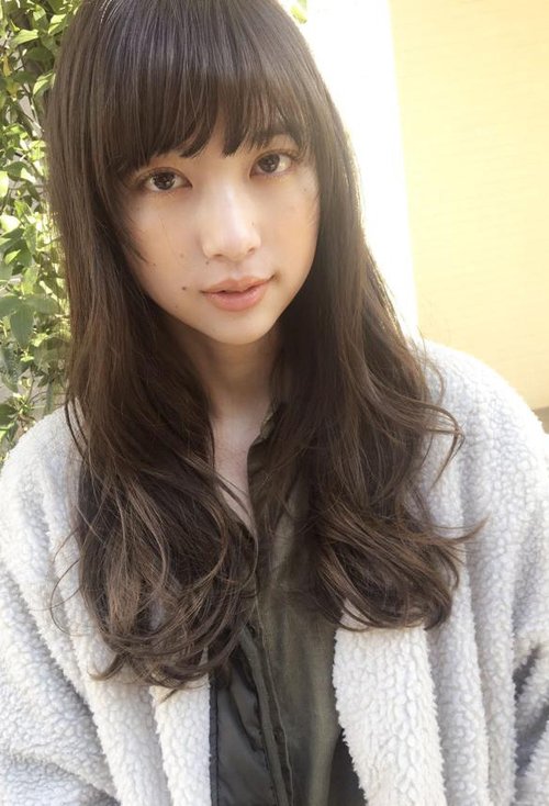 ������Ů���г������������� Լ����ѿ���ͷ������ͼƬ