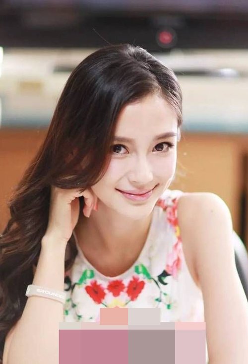 ������Ů���г������������� Լ����ѿ���ͷ������ͼƬ