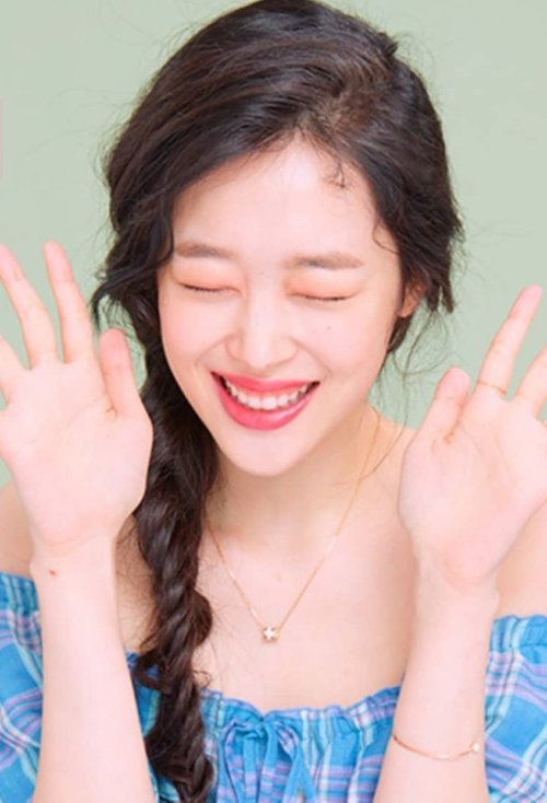 ����Ů���ٱ��ͷ����Ϊ���� ����ʱ���ȵ�Ů��ͷ����ɫ