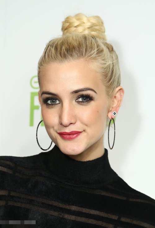 ŷ��Ů��������ͷ��������ֵ ��Լ��������˲���������