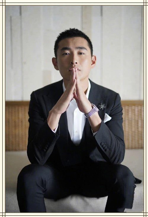 ��Բ�����������ͷ����� ˧���г����������̷�����