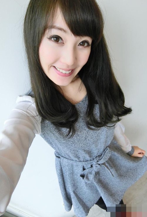 �����������������Լ�ͼƬ ������䰮�ϵ�Ů��������