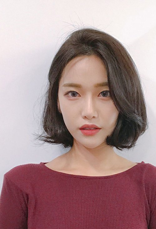 С����Ů������ͷ���ٴ����� ��������Ů���̾����ӷ�ɫ