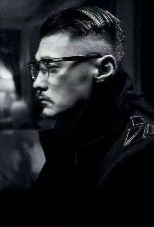 �������߲��̷�������������� ����ѧ����˧��̷����