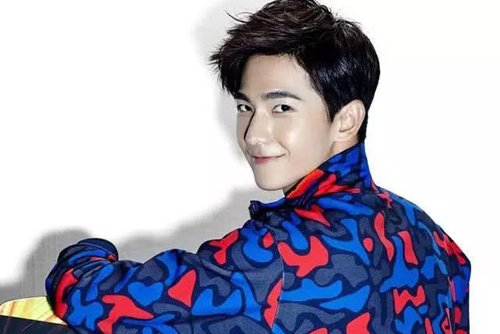 �쵰����������˧����ͷ�� ��Ȼ���¸��������̷�ϵ