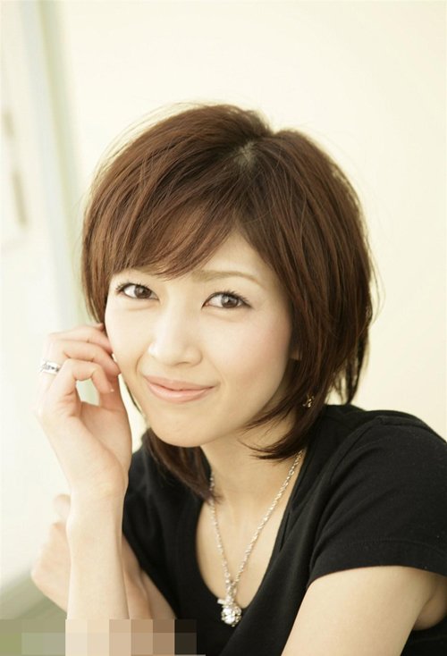 ְ��Ů����μ��̷��������� ��ʿŮ�޼��Ķ�ͷ������