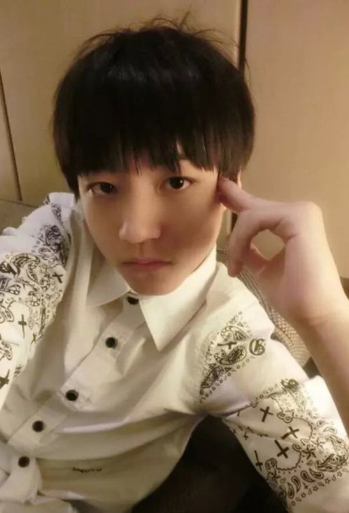 ����ſ������޼���ͷ��ͼƬ �����շ��Ķ̷�����ϵ