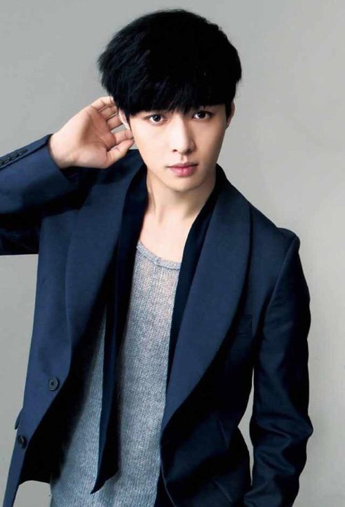 ����ſ������޼���ͷ��ͼƬ �����շ��Ķ̷�����ϵ