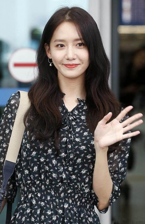 20������Ů����ͷ��������� ʱ�о�ͷ��������Ů���