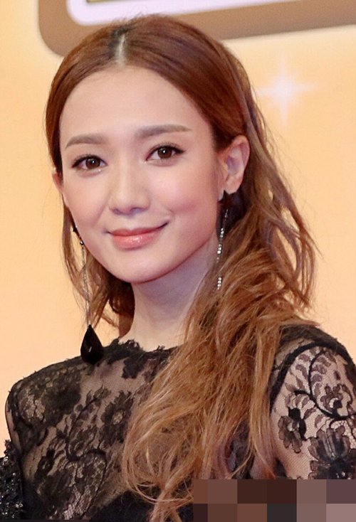 20������Ů����ͷ��������� ʱ�о�ͷ��������Ů���