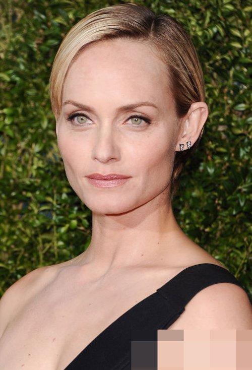 ����Ů����ʲô���ͺÿ� ������һ�ĵ�Ů���̷�ͼƬ