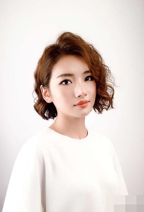 ר��С��Ů�������Ķ̷����� ���´�������Ƿ��̾���