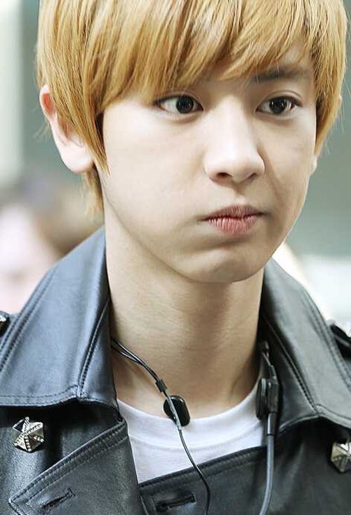 ������������Ⱦ�׻�ɫͷ�� ˧������˦�������Ķ̷�ϵ