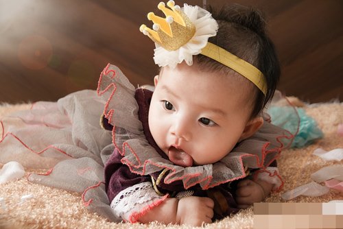 Ů������ô����ͷ���ÿ� ���ô��ȵĺ��Ӷ̷�ͼƬ