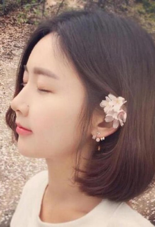 ����Ů���ʺϼ��Ķ̷����� ʱ�ж����зִ��ͷ��