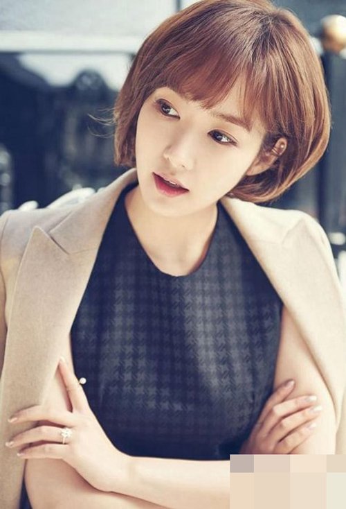 ����Ů���ʺϼ��Ķ̷����� ʱ�ж����зִ��ͷ��