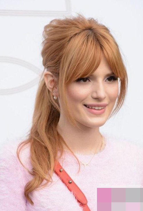 Ů����������ڸ���Բȱ�� ������ѹ������ʮ�㳤����