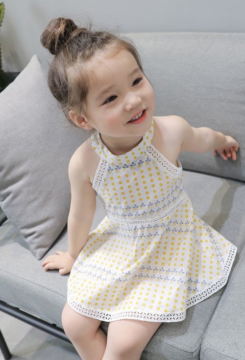 3һ8��СŮ����ͷ����Ƶ �������¿�������������