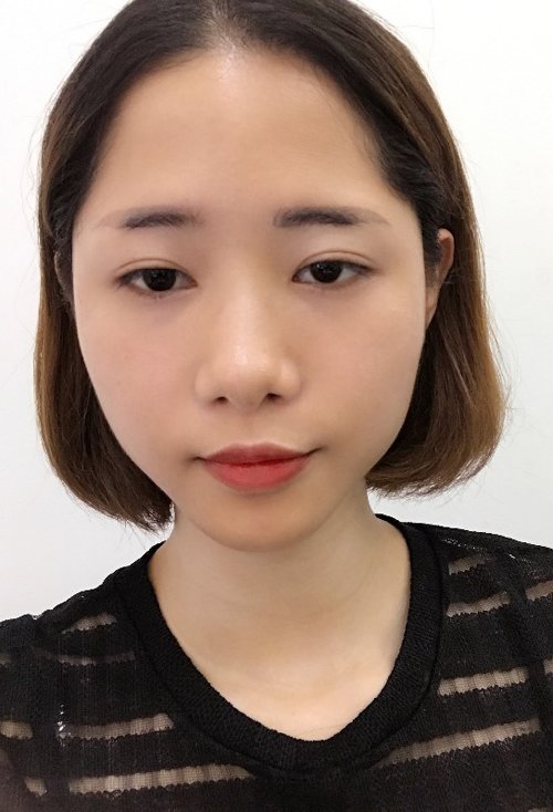 ������Ů�����ڿ۷��ÿ��� Ů�����ɱ��¾�ͷ����Ư��