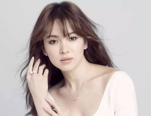 Ů����ô�üа�п������� ���������µ�Ů����������