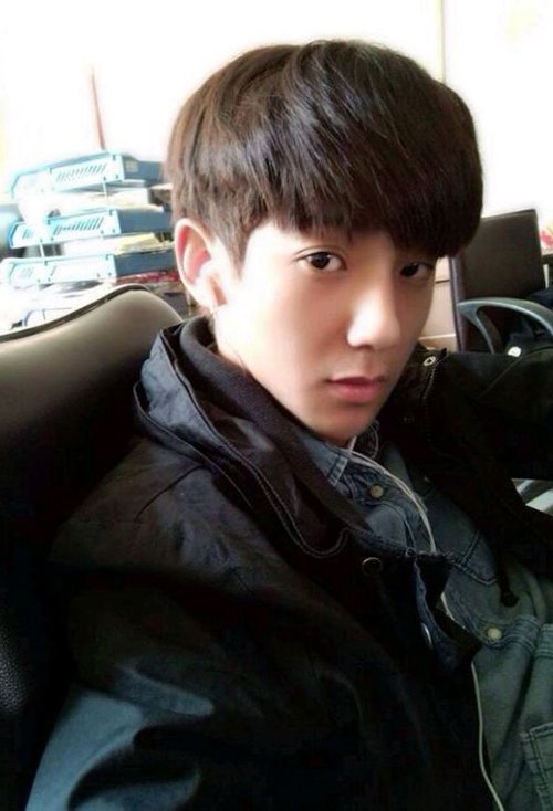 �����ÿ�˧���Ķ̷����� ����һ���ͷ�������˰���