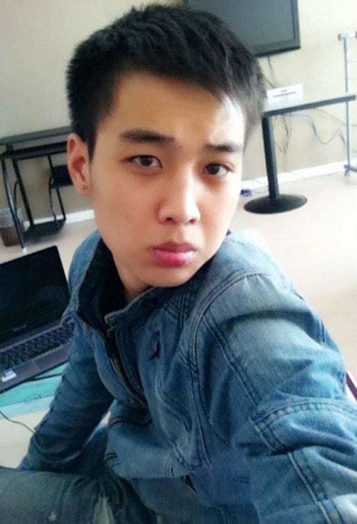 �����ÿ�˧���Ķ̷����� ����һ���ͷ�������˰���