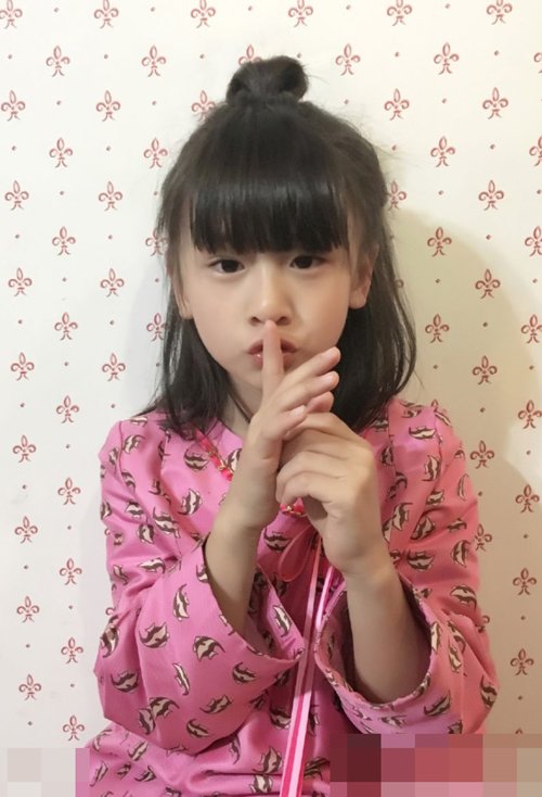 СŮ��������ͷ�ķ���ͼ��  Ůͯʱ��Ȧ���������ϵ