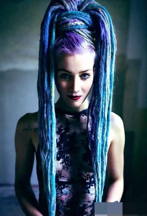 Ů����ͷ�������ˣ���泱�� ������������ͷ������